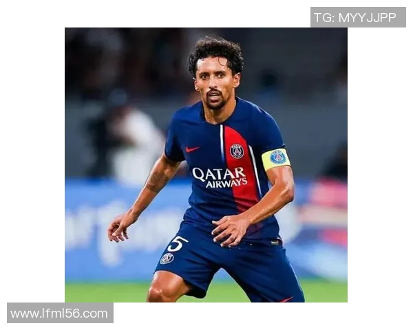 马尔基尼奥斯的崛起与影响力解析:从球场到生活的多重角色